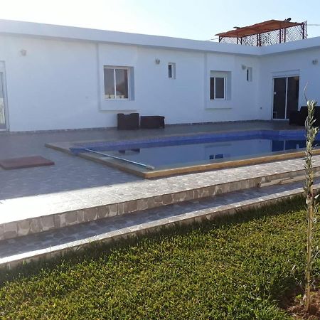 Villa Climatisee Avec Piscine Privee, Ras El Ma Bouarfaten Kültér fotó